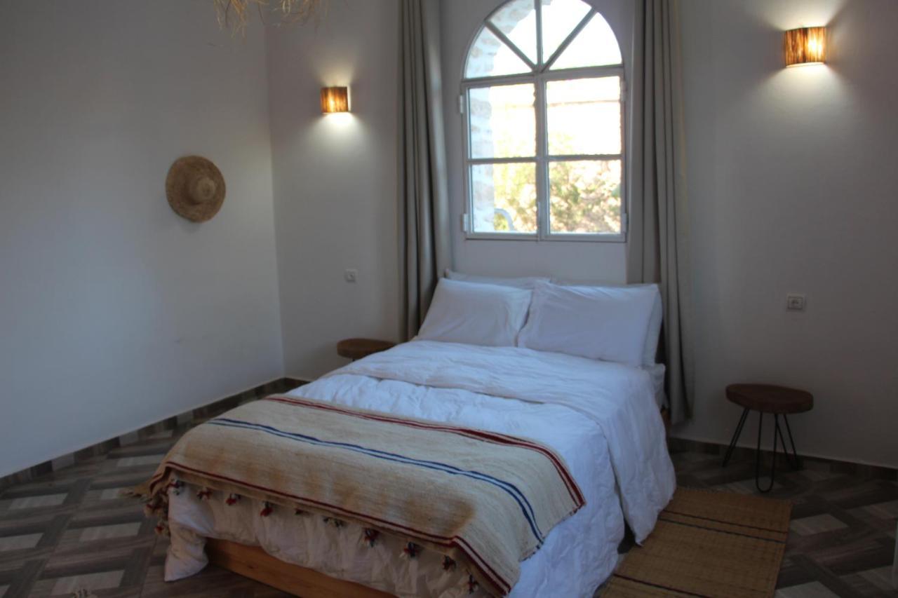 Bed and Breakfast Les Jardins Fleuris Ес-Сувейра Екстер'єр фото